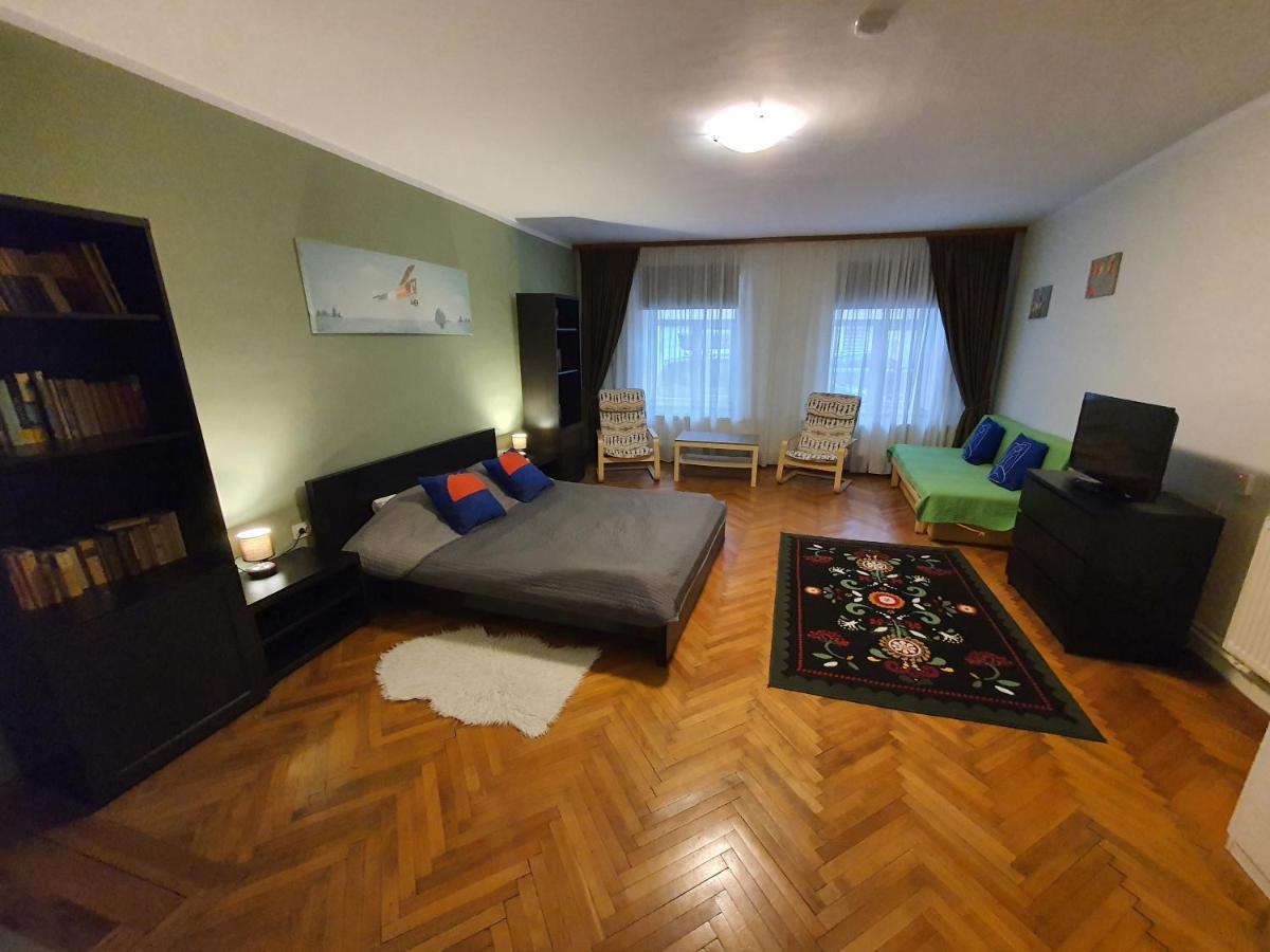 Casa Corona Braşov Exterior foto